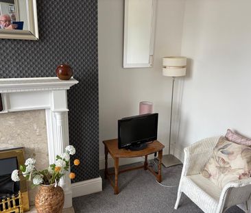 Room in a Shared Flat, Manchester Road, M21 - Photo 1