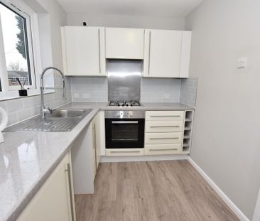 2 bedroom maisonette to rent - Photo 4