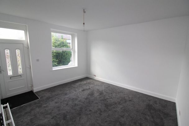 2 bedroom House To Let - Photo 1