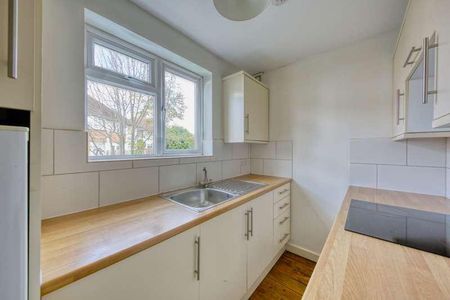 Grove Close, Kingston Upon Thames, KT1 - Photo 4