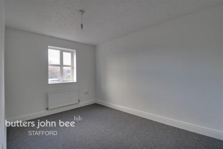 4 bedroom detached house to rent - Photo 4