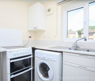 Sandown Road, North Watford, WD24 - Photo 3