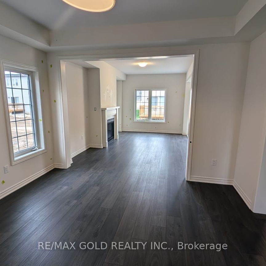 For Lease - 230 Mckenzie Drive, Clearview, Ontario - Photo 1