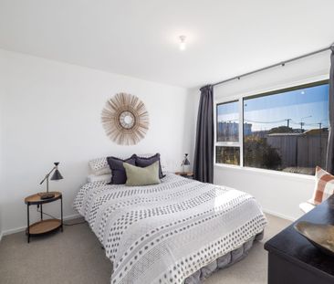 2-Bedroom Home – Minutes from the Beach - Photo 4