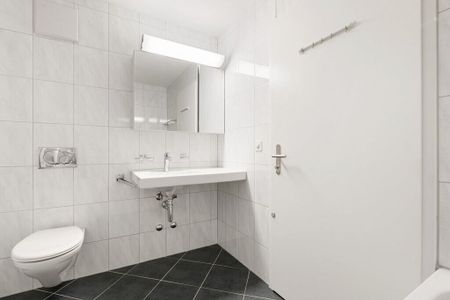 Neustadt – the trendy neighborhood - Photo 5