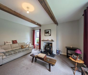 2 bedroom semi-detached house to rent - Photo 2