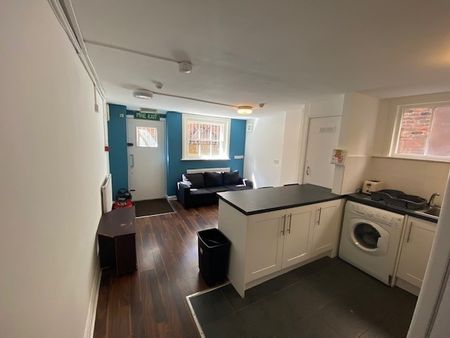 3 Bed Flat, Seel Street, L1 - Photo 4