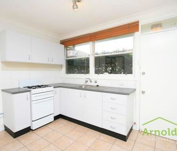 PERFECT LOCATION FOR SUMMER - 1 BED MEREWETHER - Photo 5