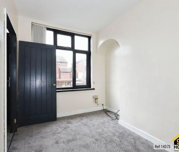 3 bedroom semi-detached house to rent - Photo 6