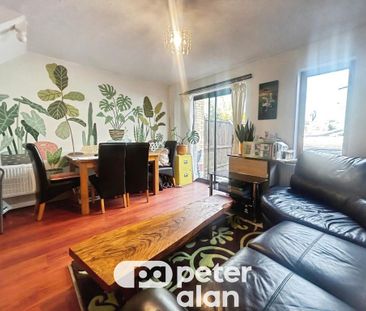 2 bedroom property to rent - Photo 1