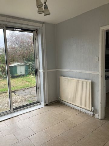 3 Bed Semi-Detached House, Kiln Road, S61 - Photo 2