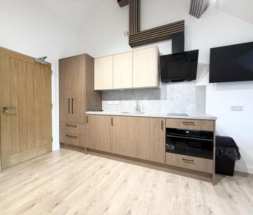 Studio to rent - Photo 3