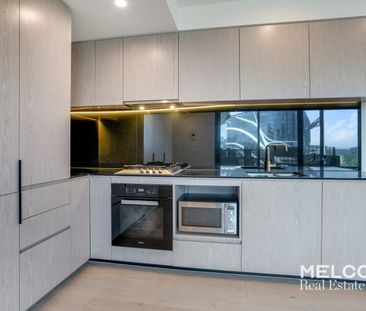 ARCITECHTURAL ICON - UNFURNISHED WITH WHITEGOODS INCLUDED - Photo 6