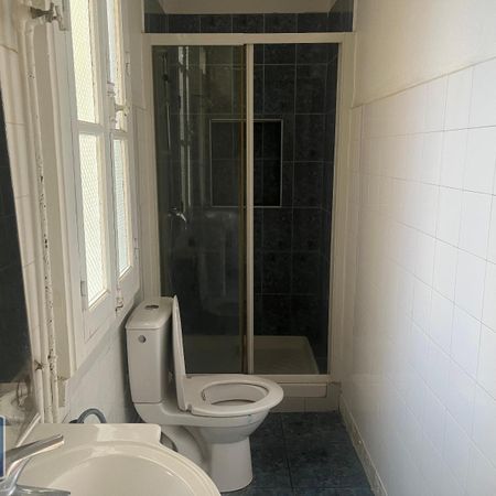 Location Appartement 2 pièces 47m² BRIVE LA GAILLARDE 19100 - Photo 4