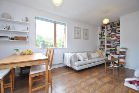 1 bedroom apartment to rent - Photo 2