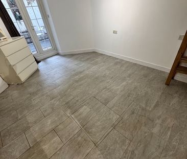 1 Bed Flat, Mornington Crescent, NW1 - Photo 3