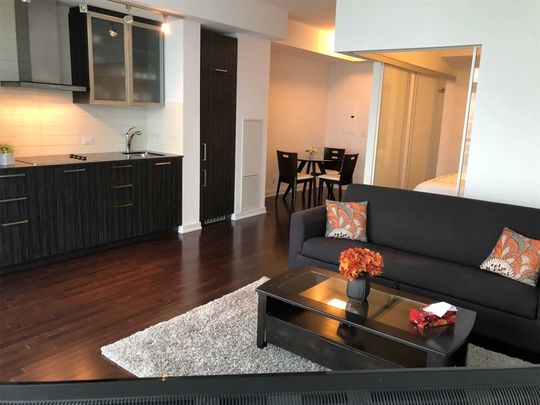 For Lease - 14 York Street Unit# 5204, Toronto, Ontario - Photo 1