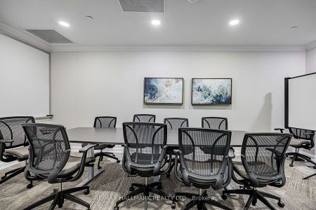 For Lease - 22 Clarissa Drive Unit# 412, Richmond Hill, Ontario - Photo 5