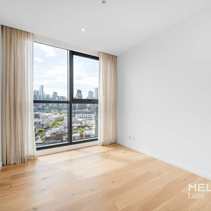 UNADULTERATED CITY SKYLINE VIEWS AT GADSDEN – UNFURNISHED WITH WHITEGOODS - Photo 1