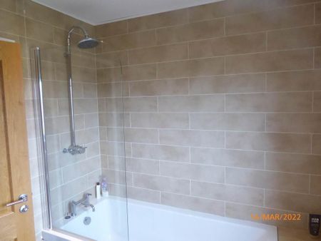 3 bedroom detached house to rent - Photo 3