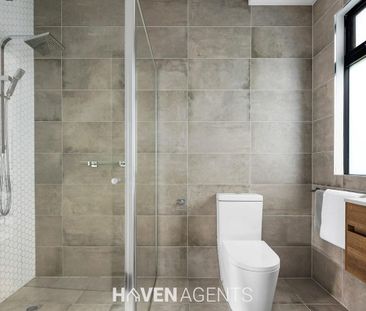 DOUBLE STOREY TOWNHOUSE - CUTTING EDGE, SPACIOUS, LOW MAINTENANCE L... - Photo 5