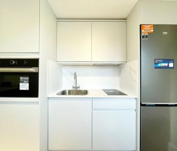 Studio to rent - Photo 5