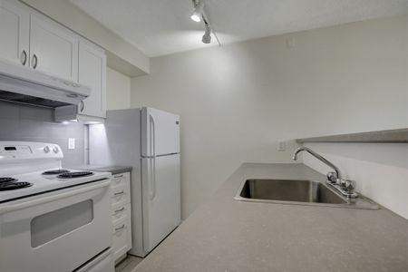 Valleyview Apartments - Photo 3