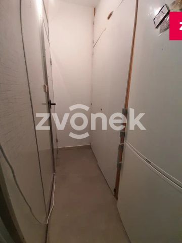 1+kk s balkónem, vhodné i pro studenty, pěkná lokalita Zlína - Photo 3