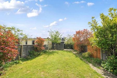 Clifton Avenue, Stanmore, HA7 - Photo 5