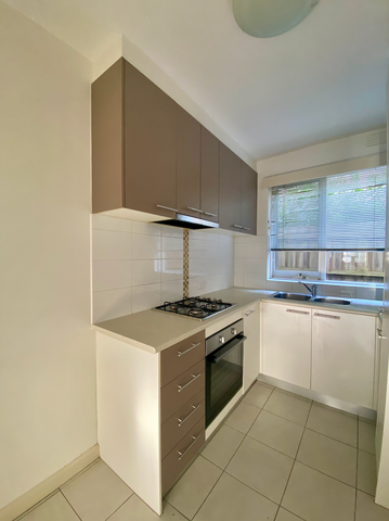 3 / 98 Glenhuntly Road, ELWOOD - Photo 3