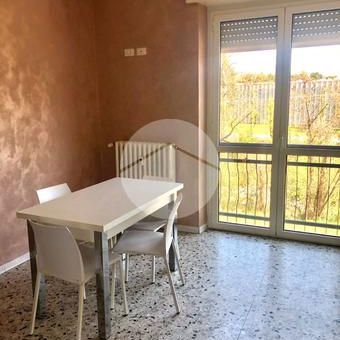 5 locali in affitto - Photo 3