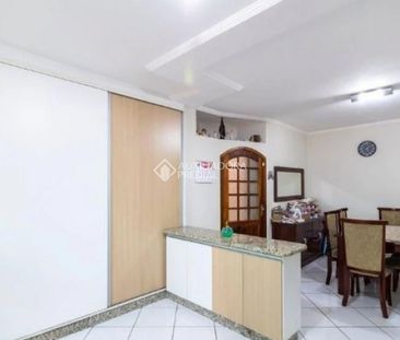 Casa com 3 quartos e 204m² para alugar em Bangú, Santo André. - Photo 1