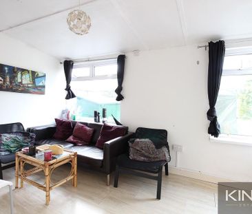 5 bedroom semi-detached house to rent - Photo 1