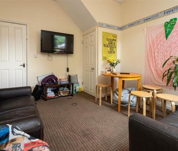 5 bedroom house to rent - Photo 1