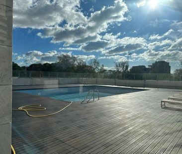 3 room luxury Flat for rent in Porto, Distrito do Porto - Photo 2