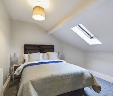 Apt 1, 340 Newtownards Road, Belfast, BT4 1HE - Photo 1