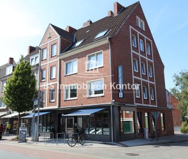 Anfragen bitte vorab per Mail – Komfortable 2 ZKB Wohnung im DG in ... - Foto 1