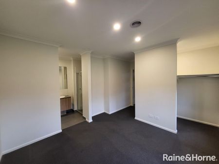 3 Appalachian Street, Truganina, VIC 3029 - Photo 2