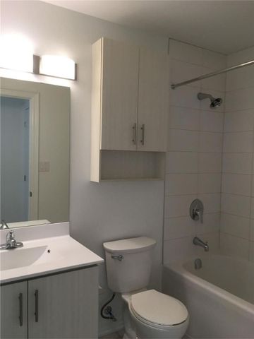 For Lease - 111 Worsley Street Unit# 713, Barrie, Ontario - Photo 4