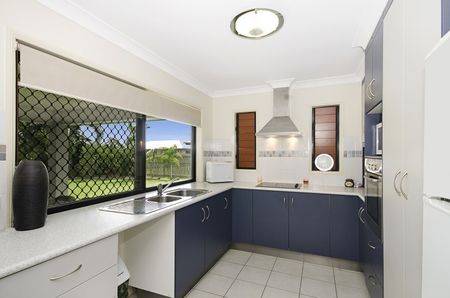 9 Panama Court, Burdell QLD 4818 - House For Rent | Domain - Photo 5