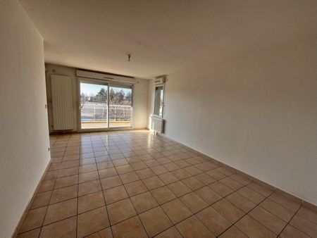 Location Appartement 3 pièces 70m² - Photo 4