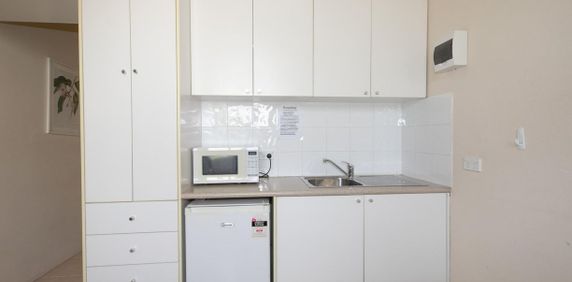 Studio in a Prime Kingslodge Location - Photo 2