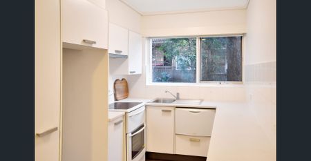 Not your average apartment... - Photo 5