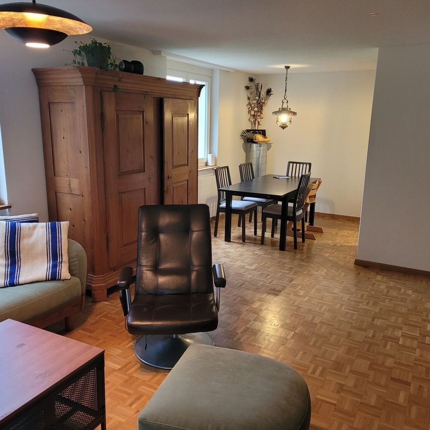 UNIQUEMENT POUR UNE PERSONNE SEULE EN FORCH (ZH), MEUBLÉ, TEMPORAIRE - Photo 1