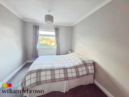 3 bedroom bungalow to rent - Photo 2