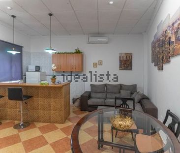 Alquiler de piso en Centro - Photo 1