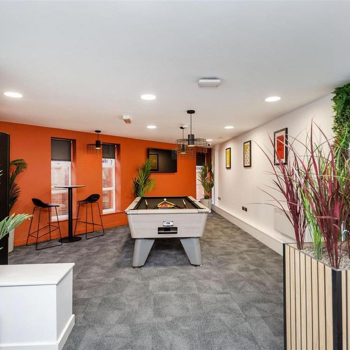 1 bedroom in a flat share to rent - Photo 1