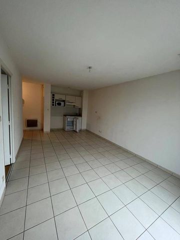 Location appartement t1 bis 2 pièces 36 m² à Rodez (12000) - Photo 3