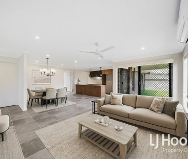 Modern Family Living in Yarrabilba - Photo 1