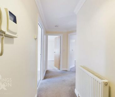2 bedroom flat to rent - Photo 6